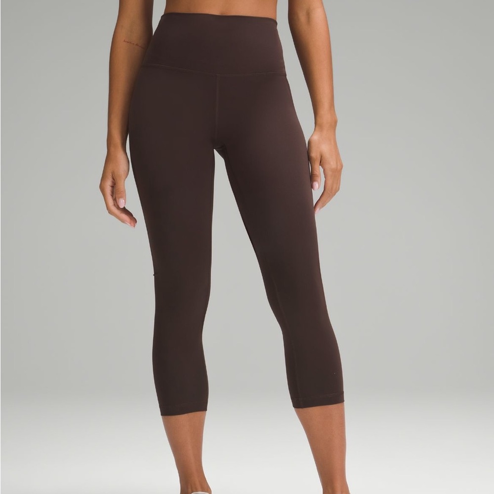 Lululemon Wunder Train High Rise 23’’ crop legging ESPRESSO - size 6